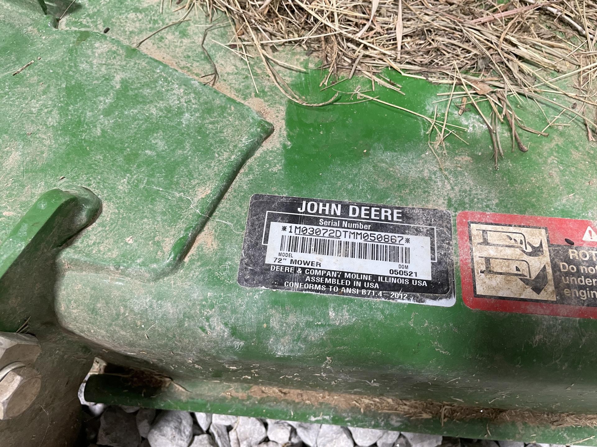 2021 John Deere 2032R Image