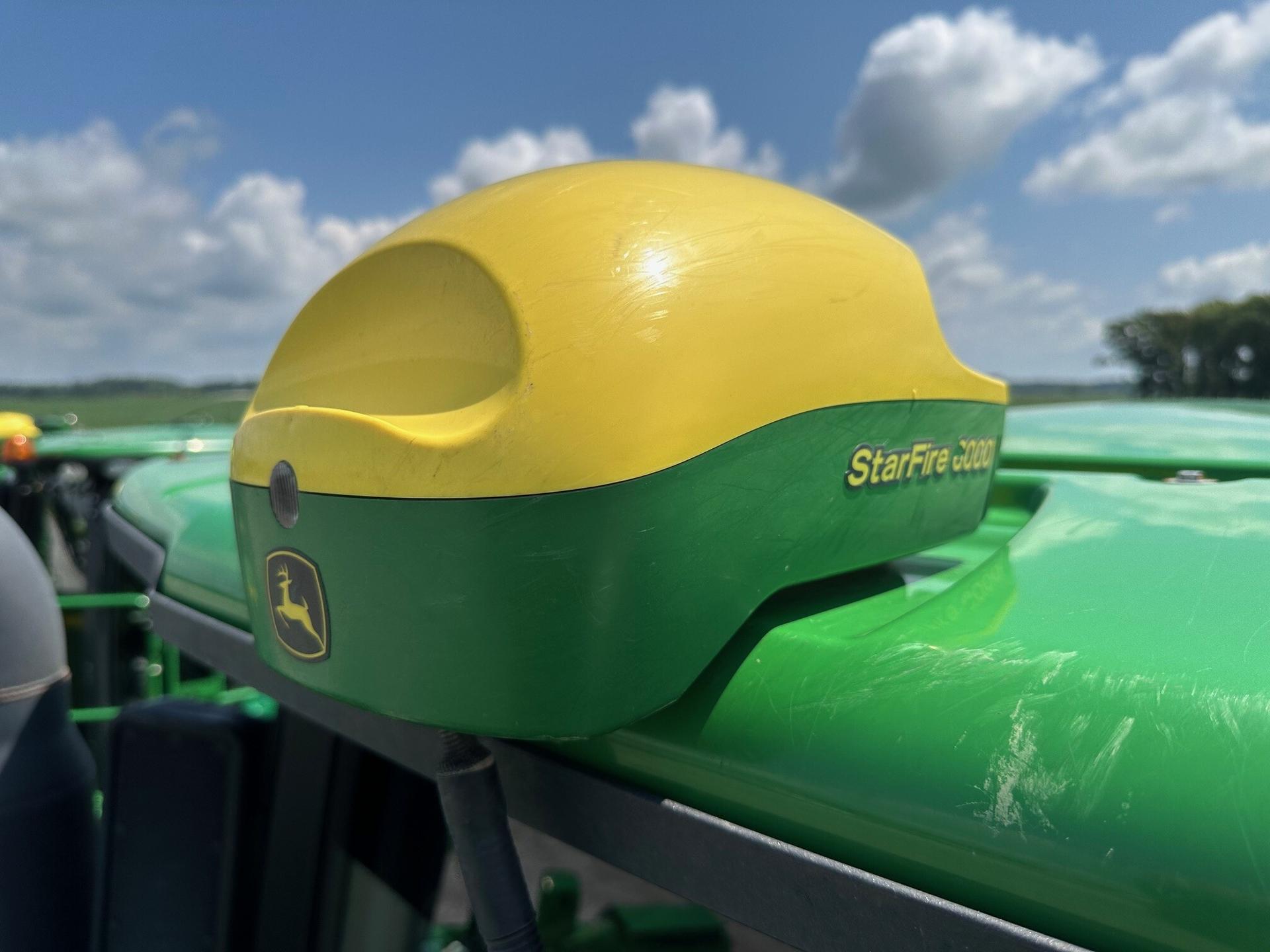 2021 John Deere R4038 Image