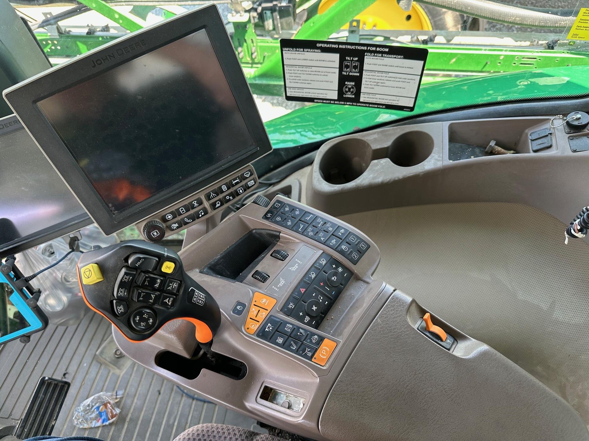 2021 John Deere R4038 Image