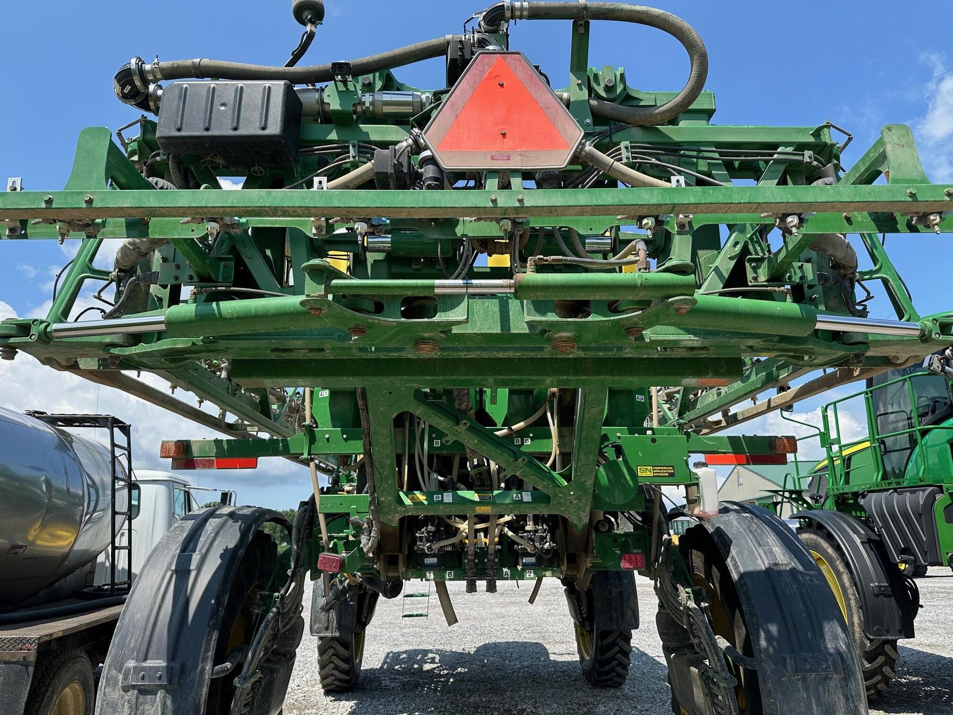 2021 John Deere R4038 Image