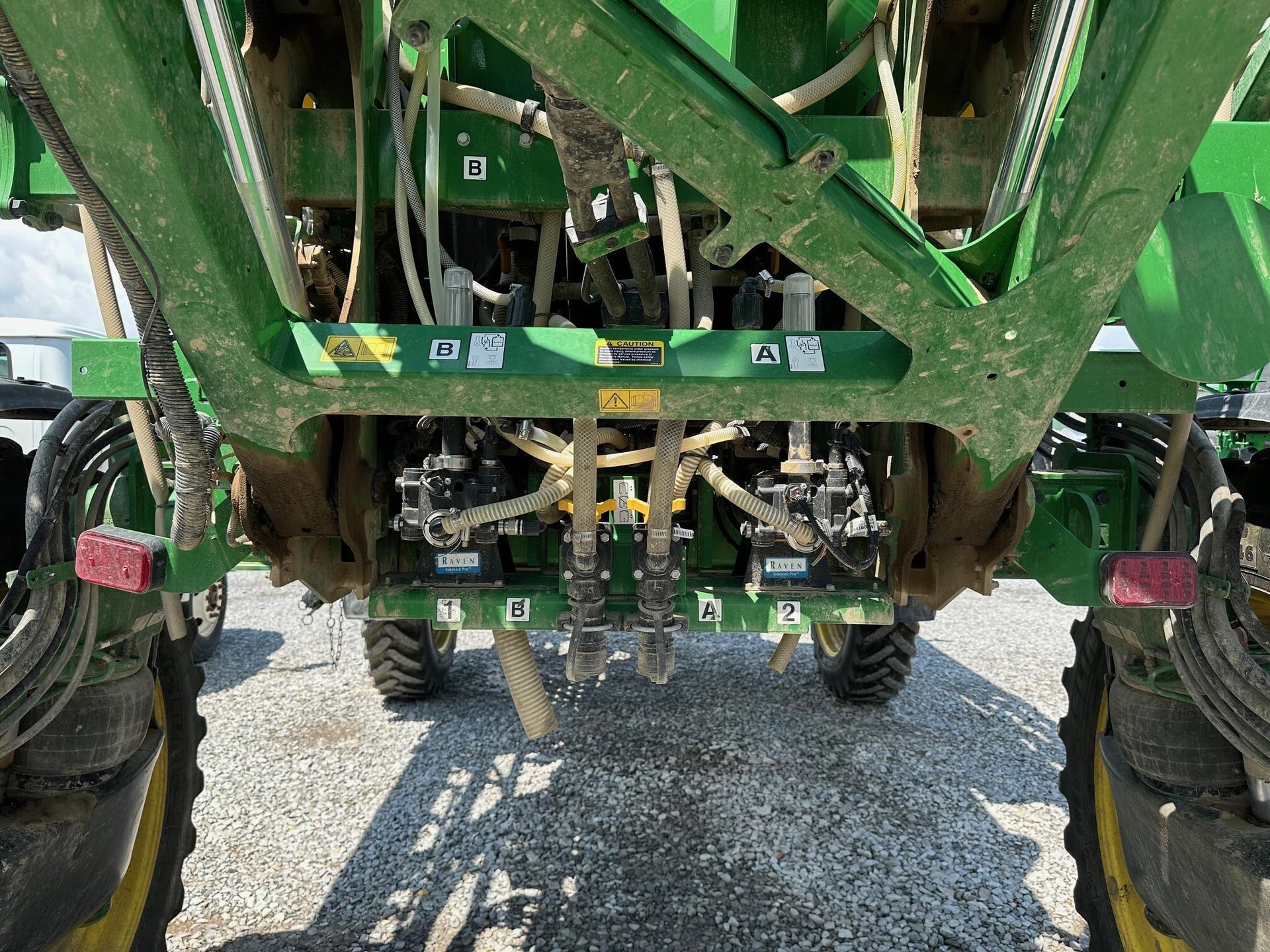 2021 John Deere R4038 Image