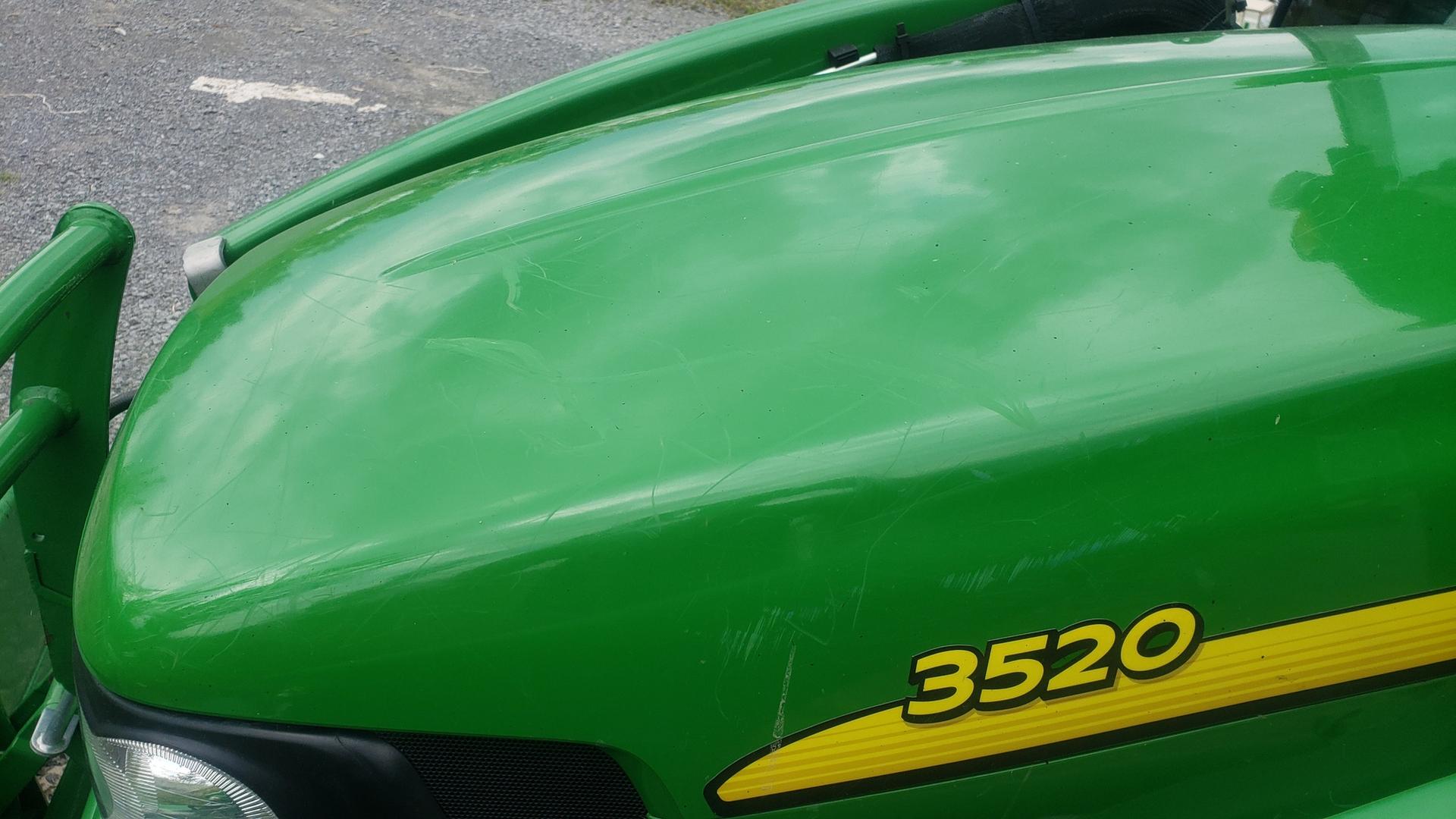 2012 John Deere 3520 Image