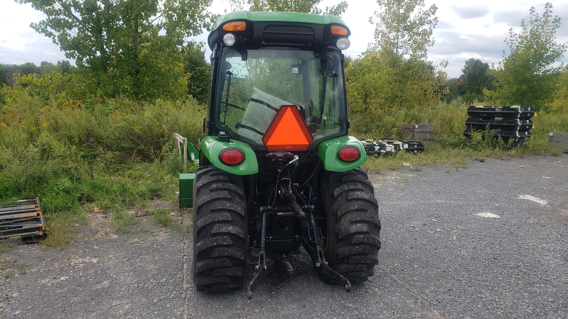 2012 John Deere 3520 Image