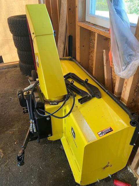 2012 John Deere 3520 Image