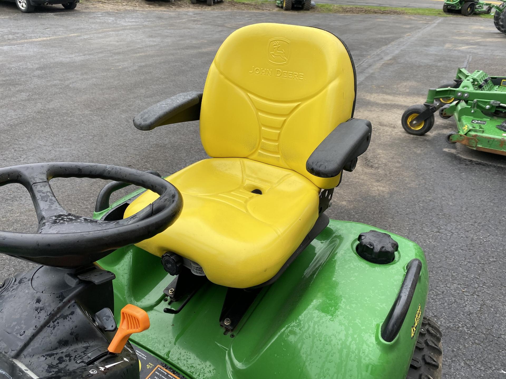 2009 John Deere X729 Image