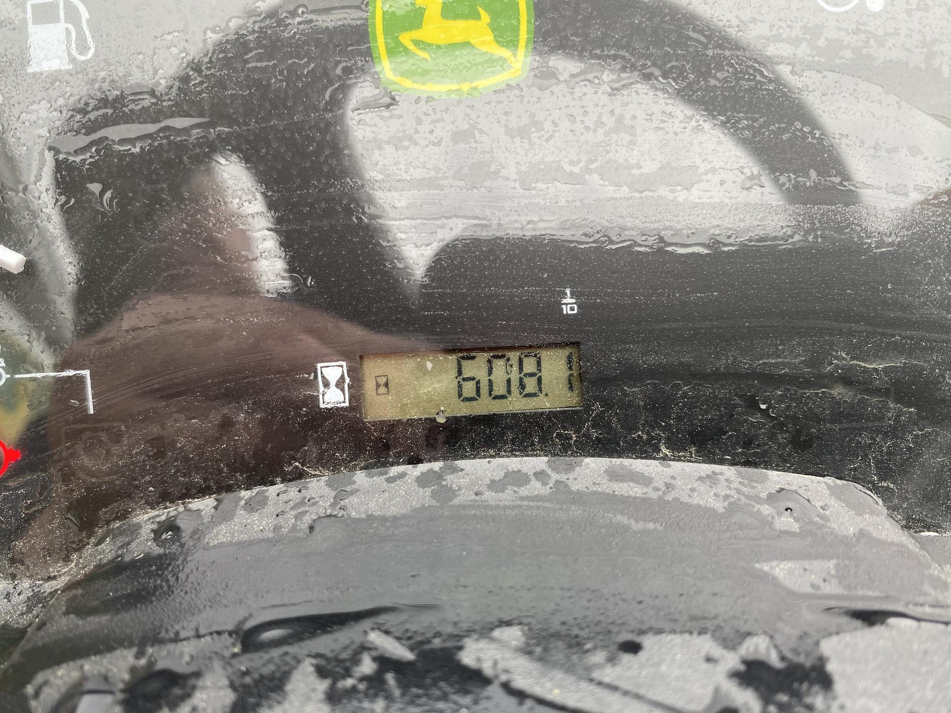2009 John Deere X729 Image