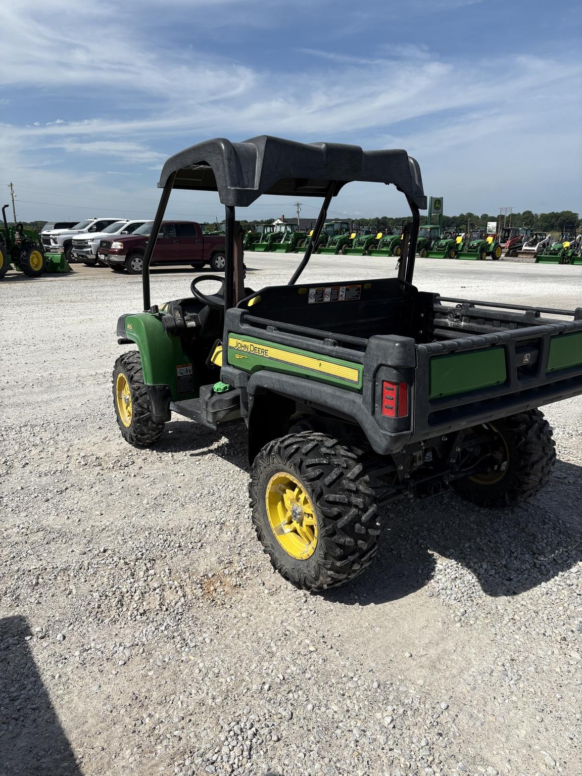 2017 John Deere XUV 855D GREEN Image