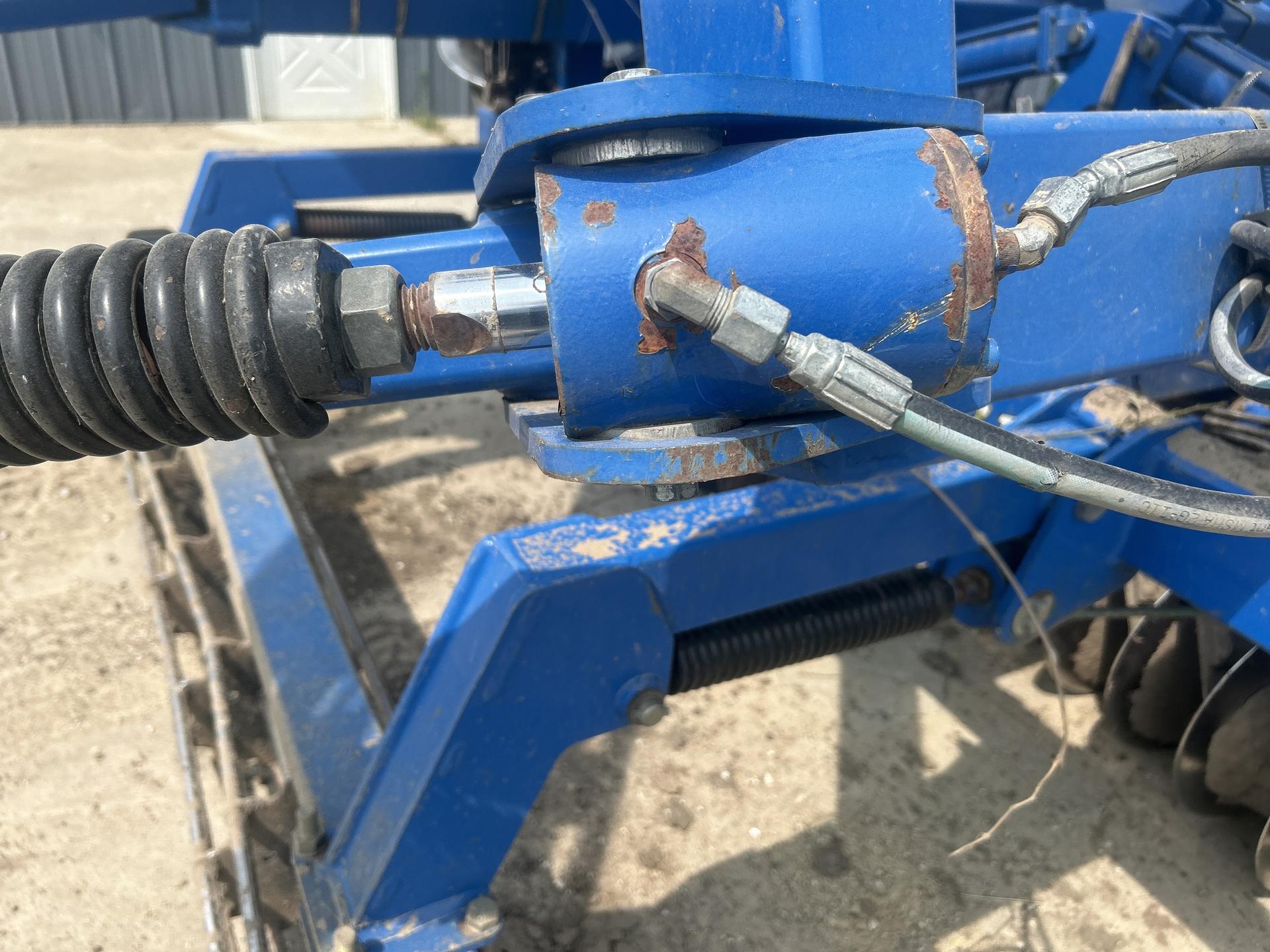 2012 Landoll 7431-29 Image