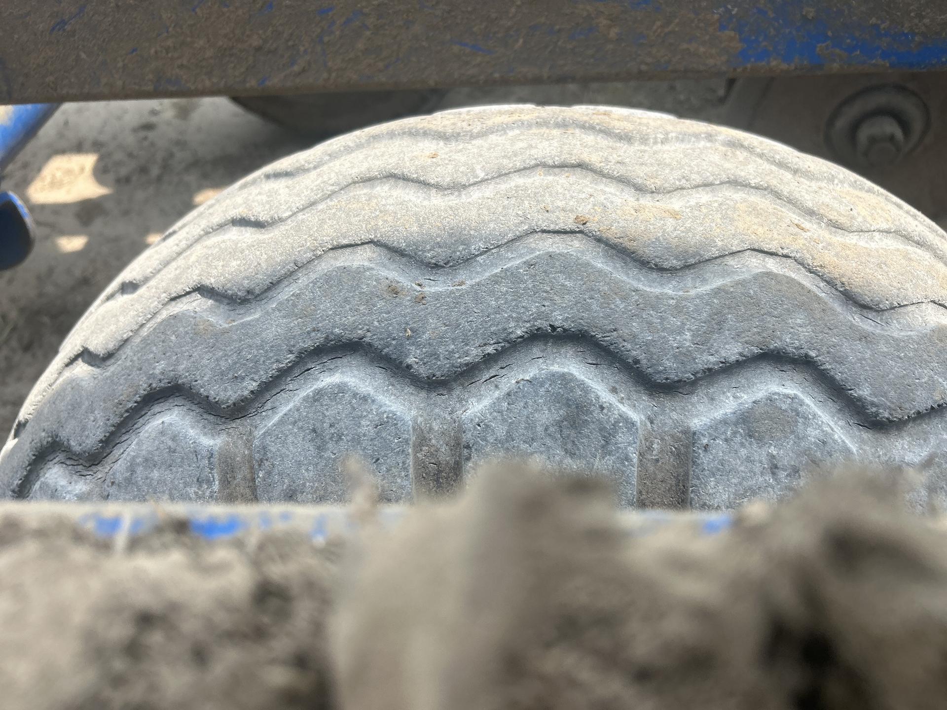 2012 Landoll 7431-29 Image