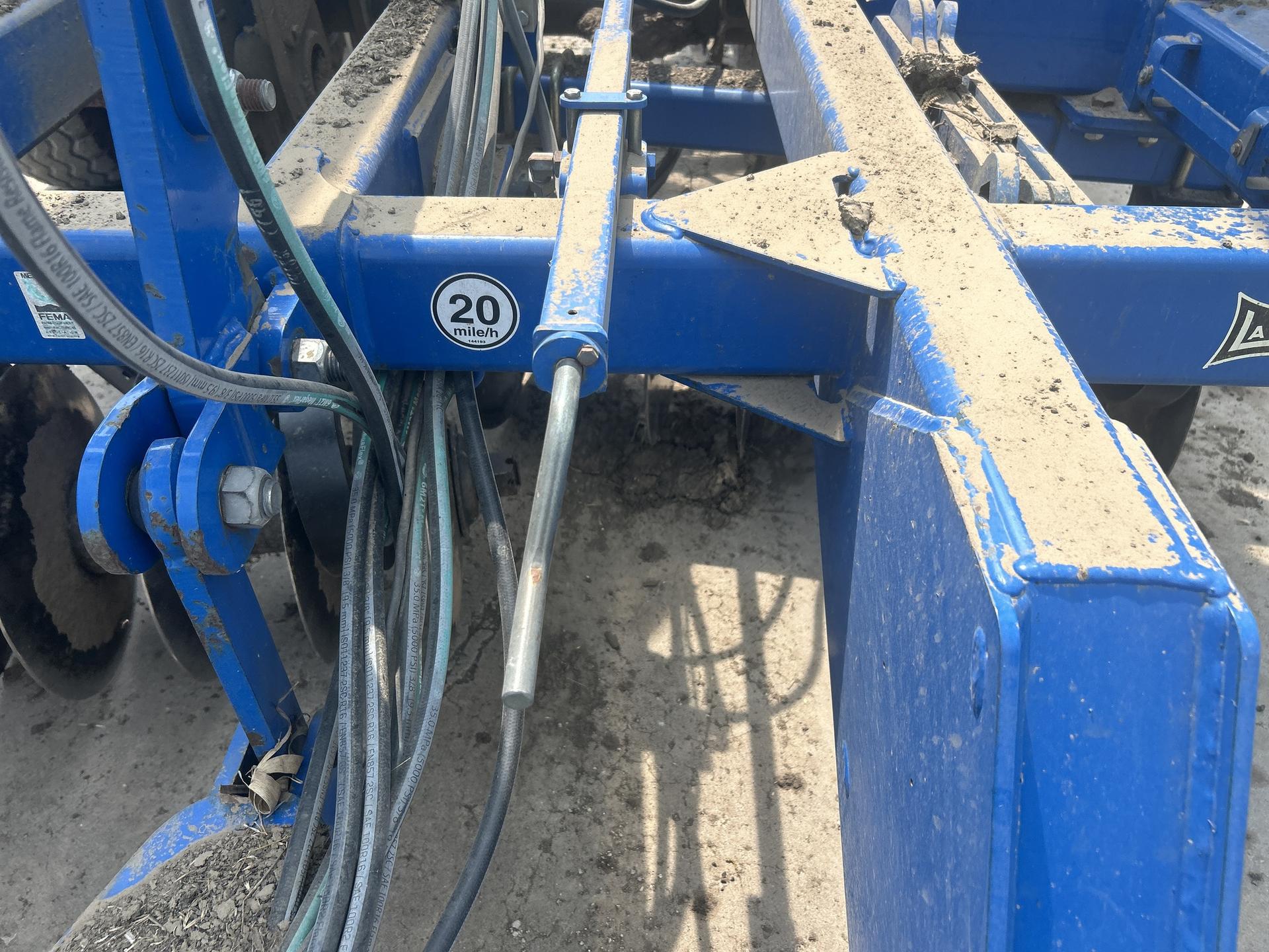2012 Landoll 7431-29 Image