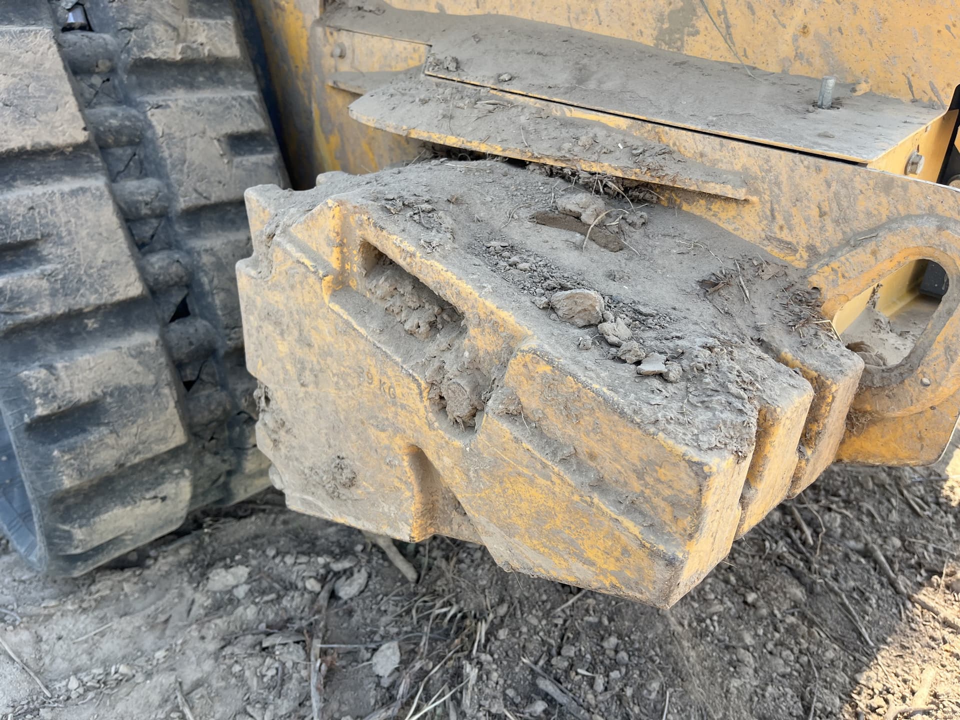 2023 John Deere 325G Image