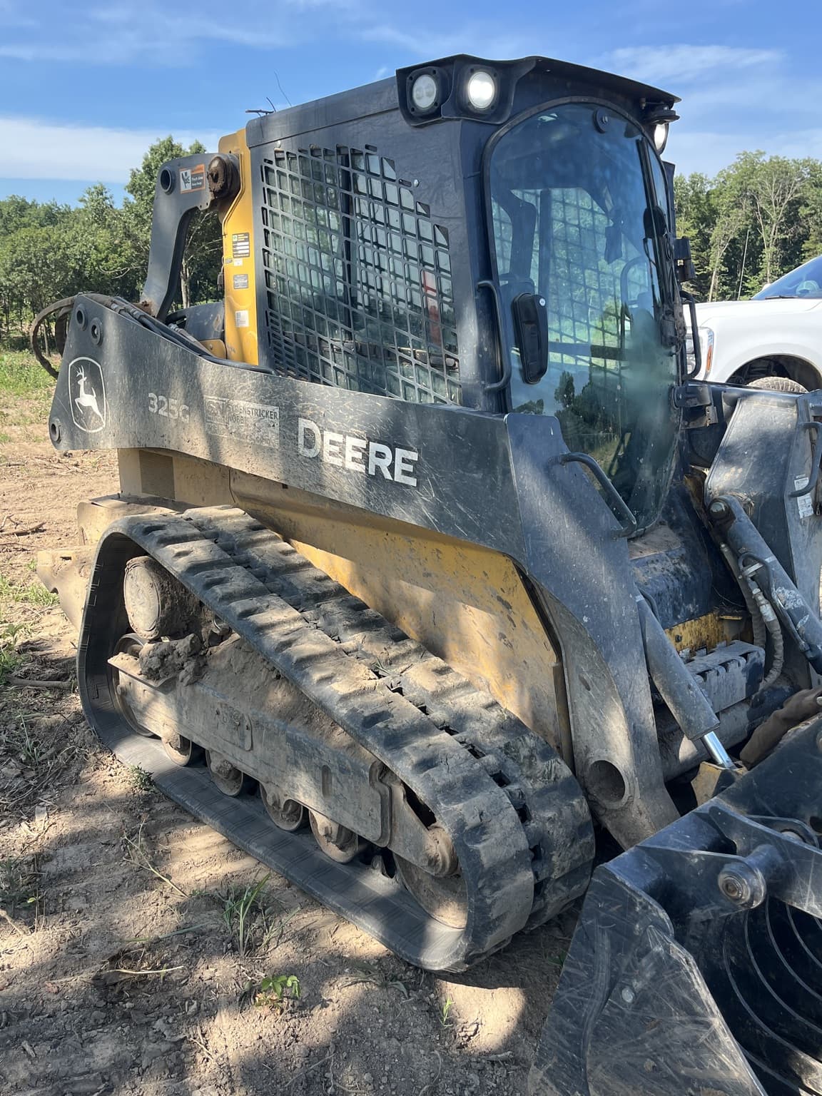 2023 John Deere 325G Image