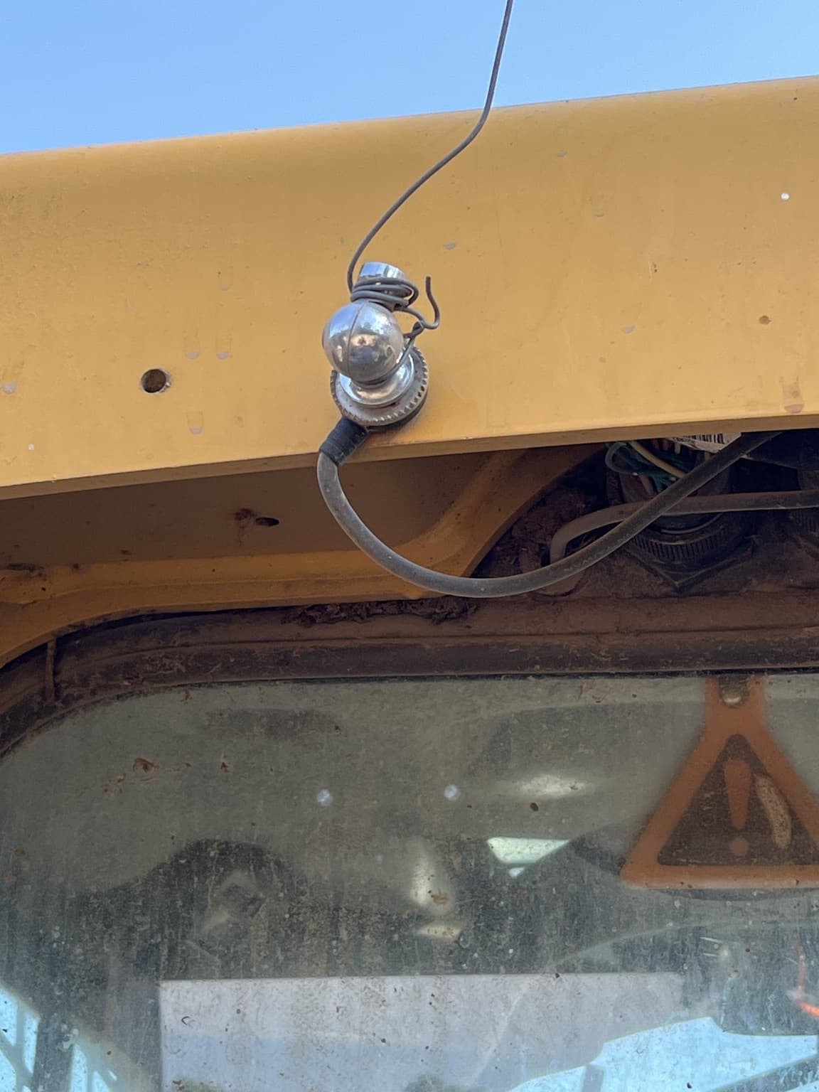 2023 John Deere 325G Image