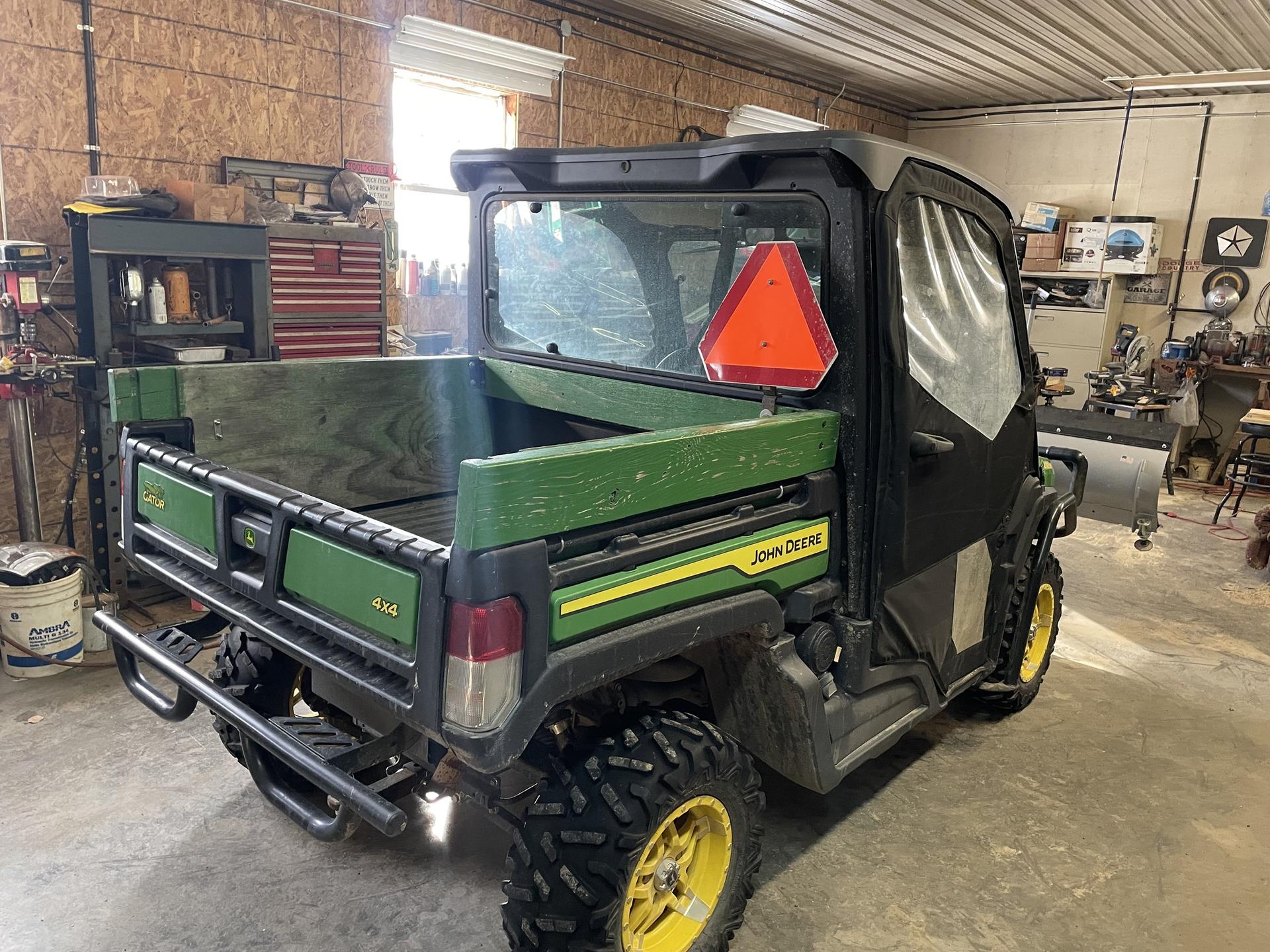 2022 John Deere XUV 835M Image