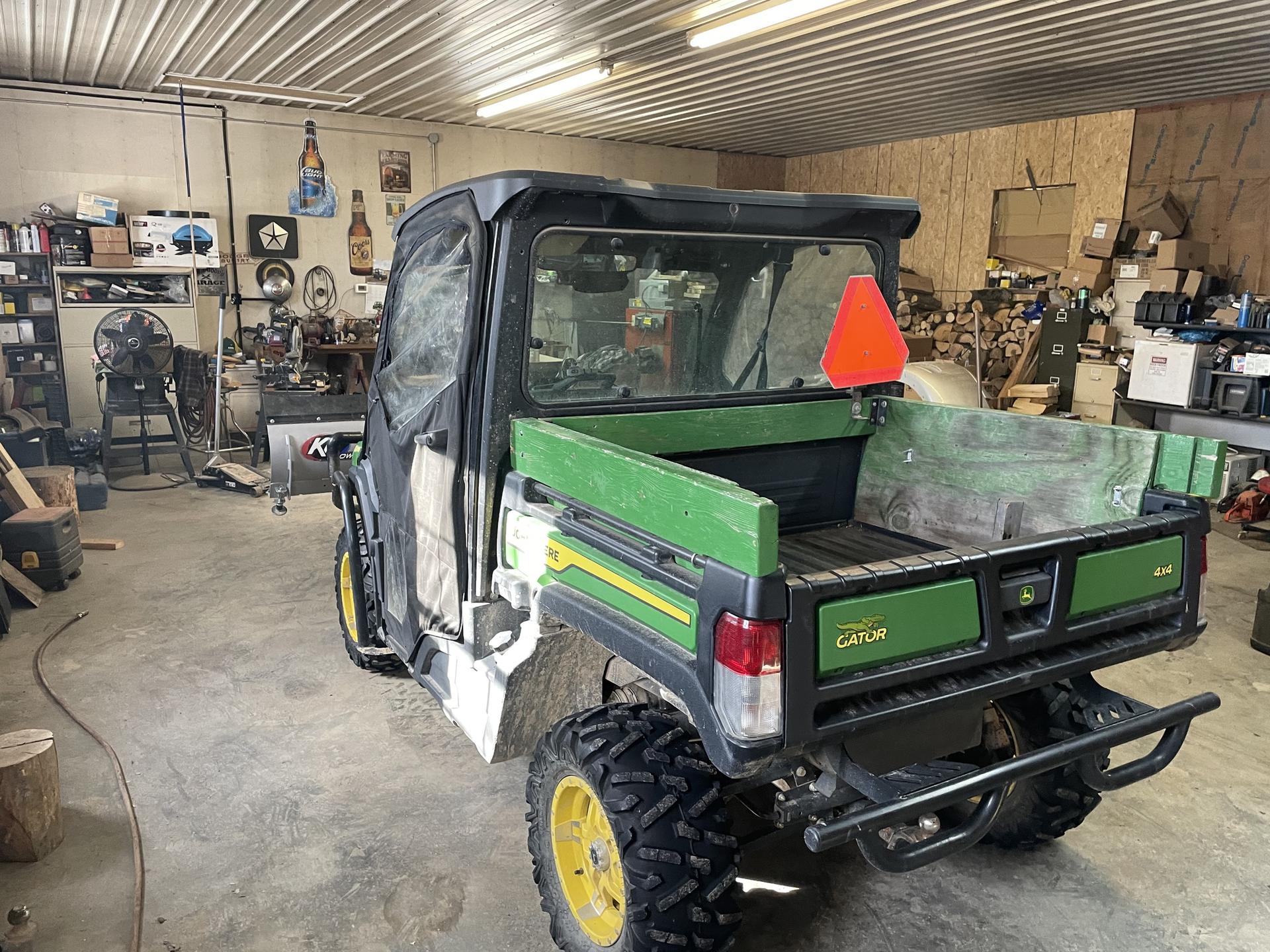 2022 John Deere XUV 835M Image