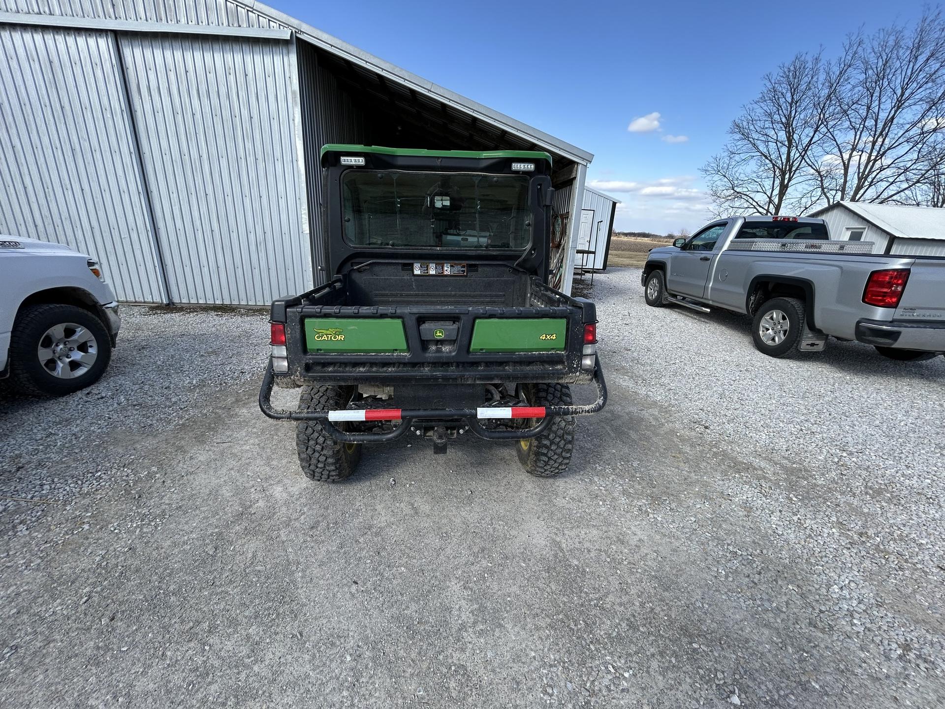 2023 John Deere XUV 835R Image