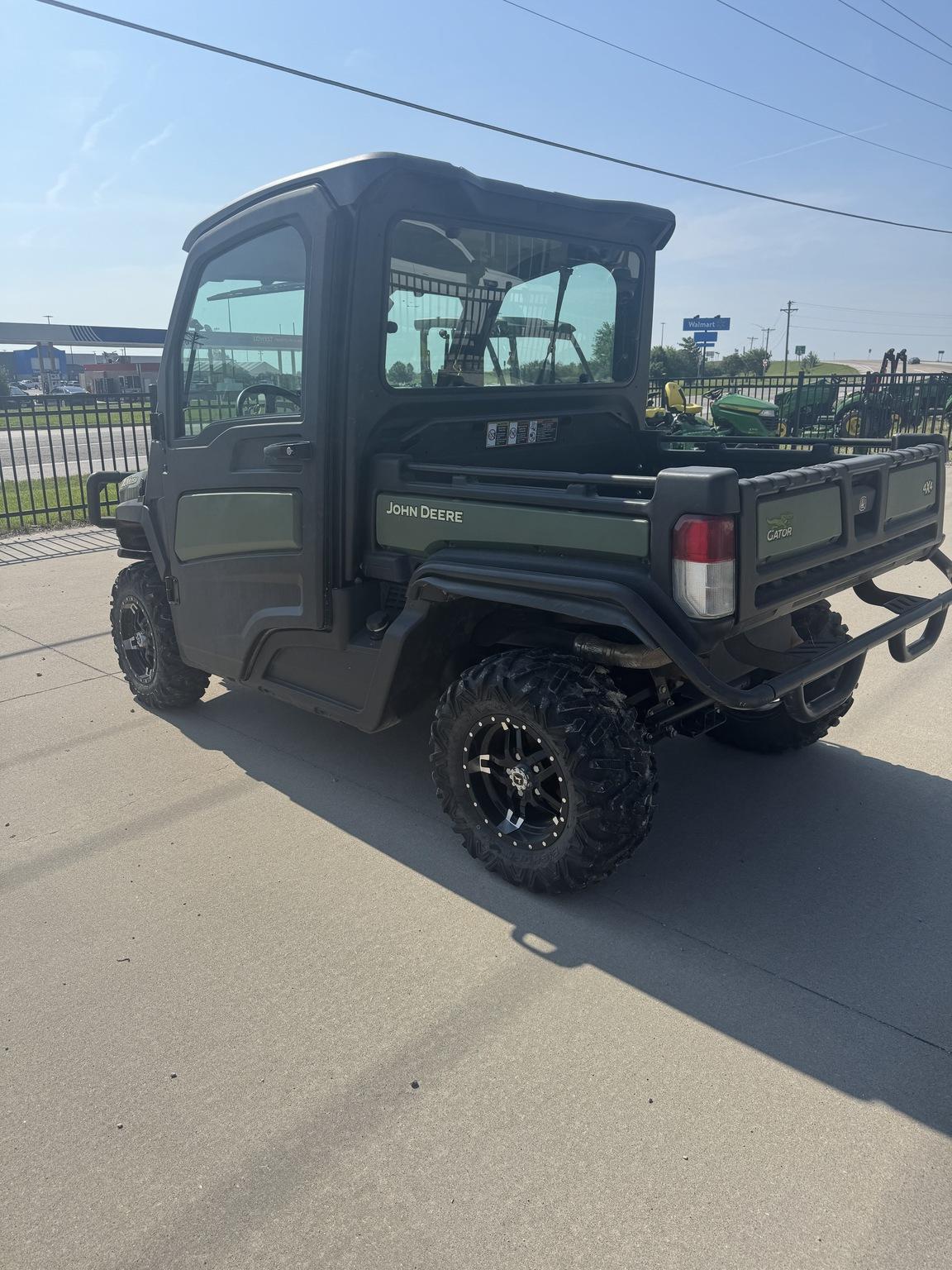 2020 John Deere XUV 835M Image