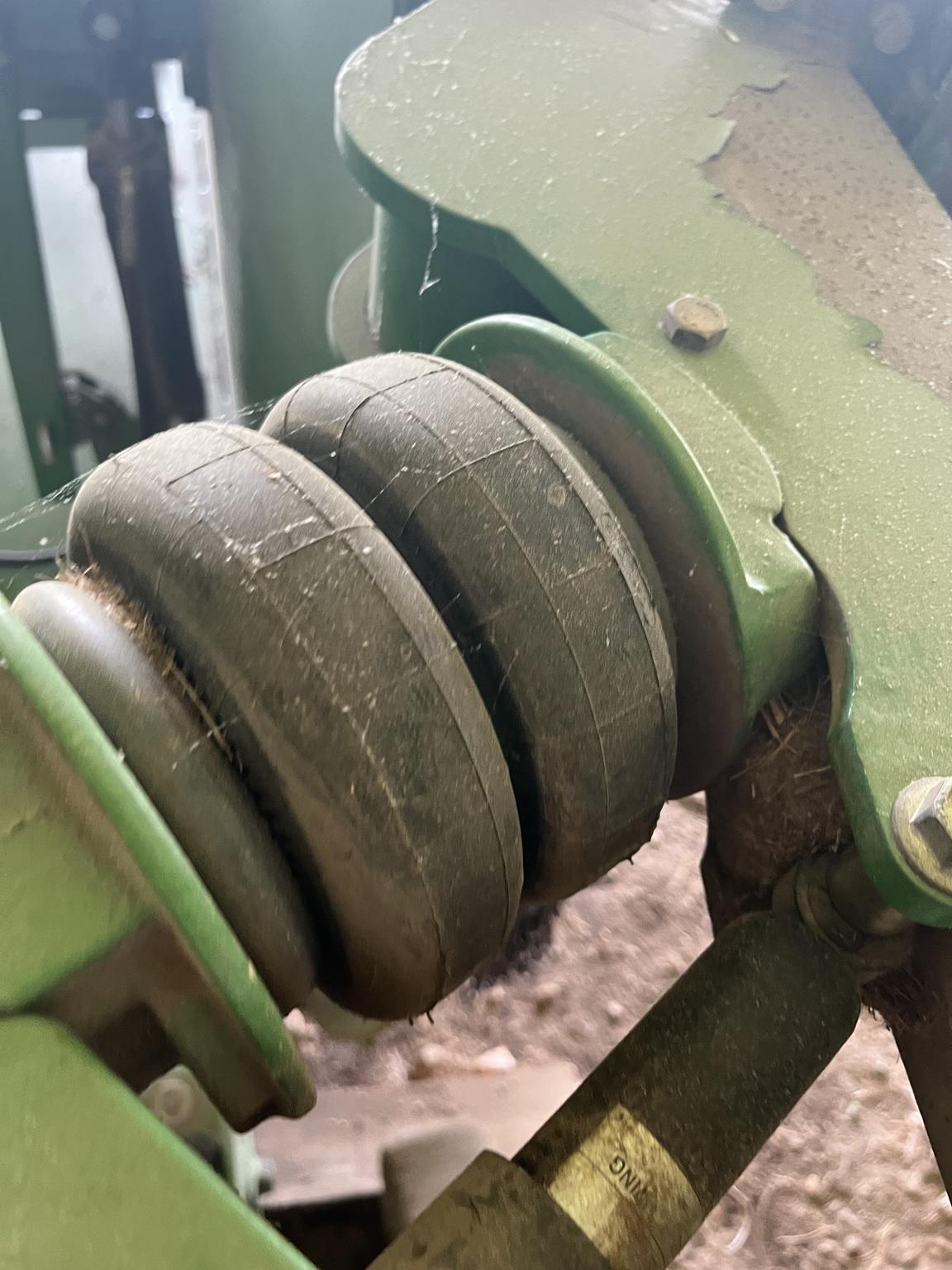 2006 John Deere CX15 Image