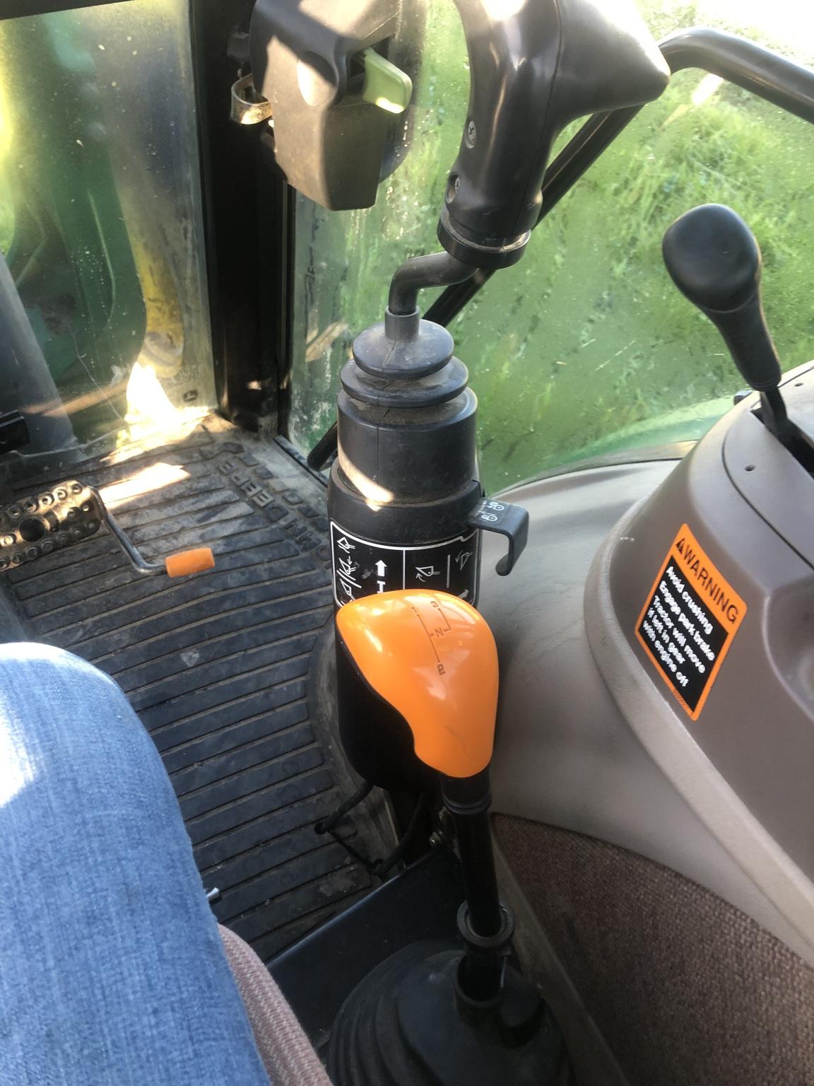 2013 John Deere 6140D Image