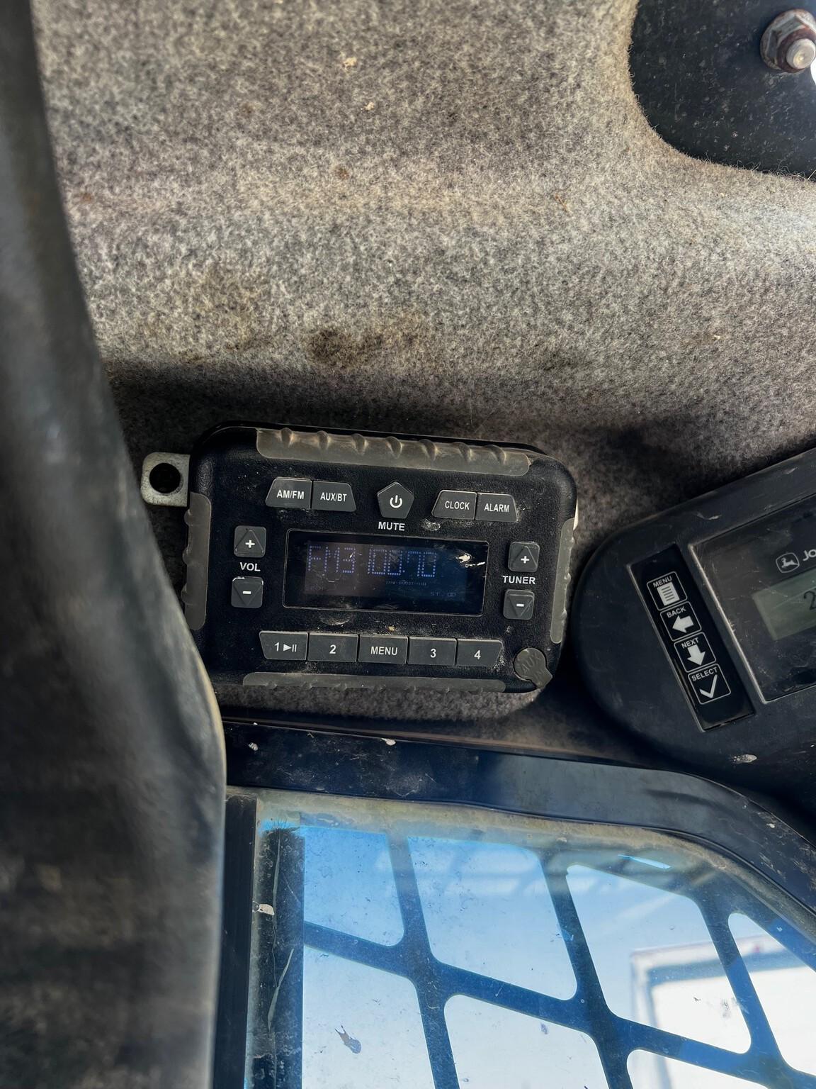 2021 John Deere 333G Image