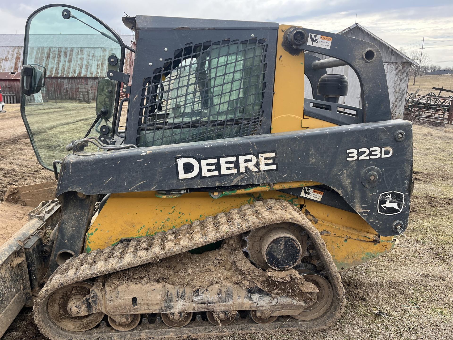 2012 John Deere 323D Image