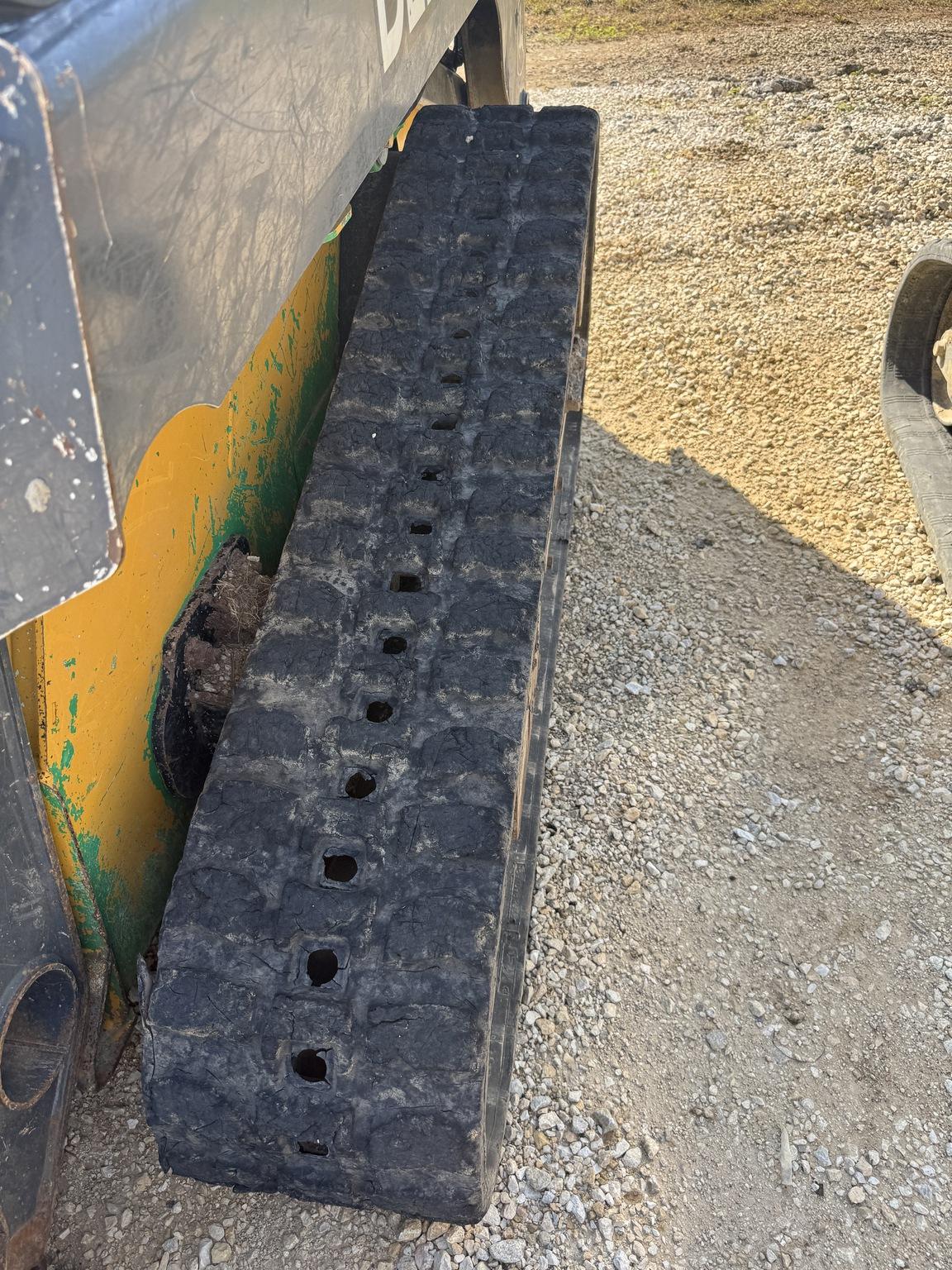 2012 John Deere 323D Image