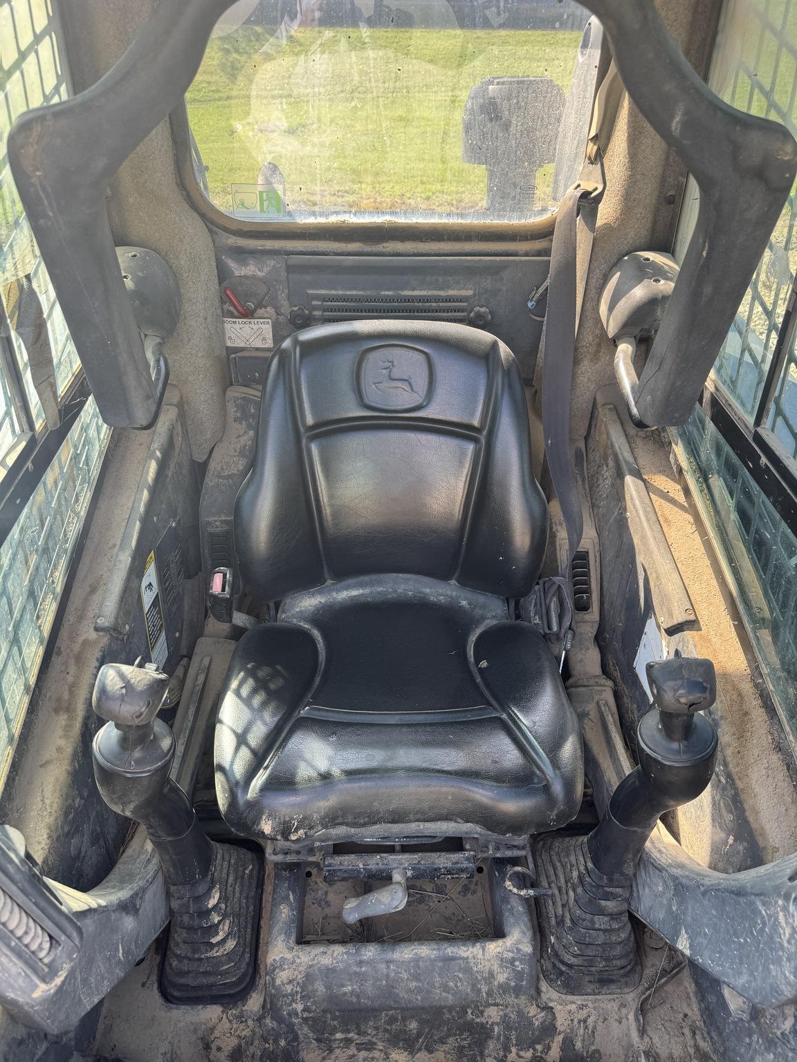 2012 John Deere 323D Image
