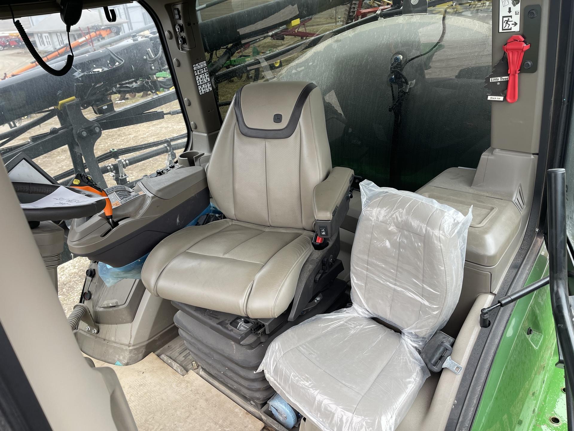 2022 John Deere 410R Image