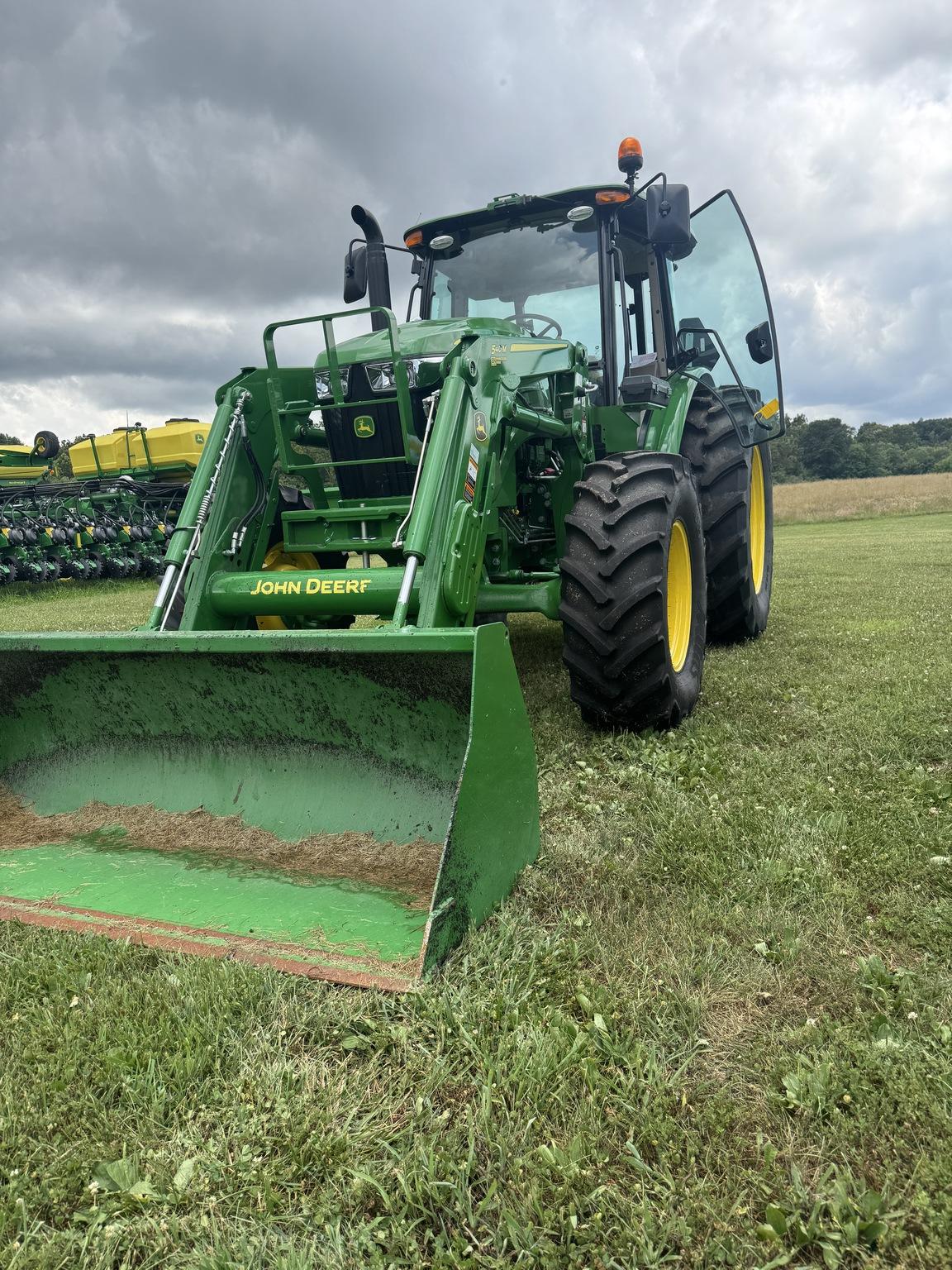2024 John Deere 6105E Image