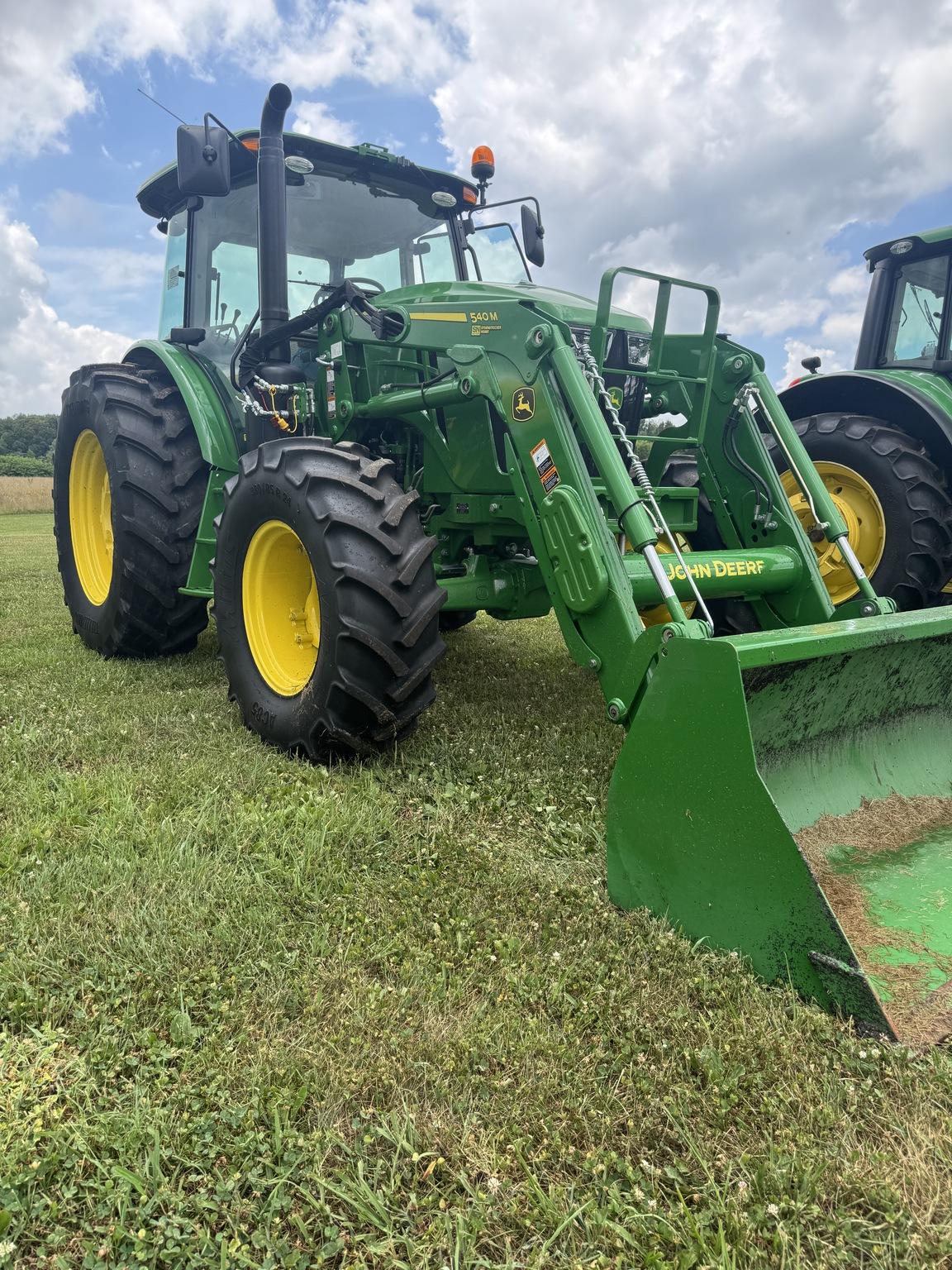 2024 John Deere 6105E Image