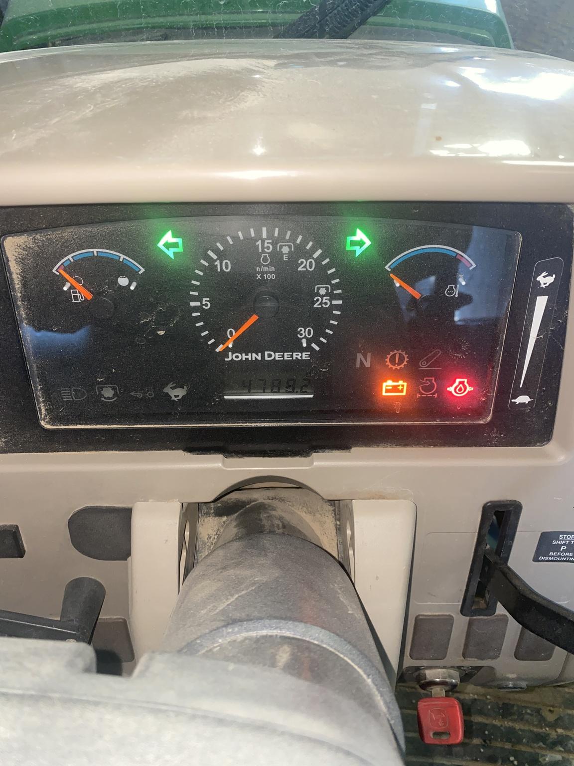 2010 John Deere 5101E Image