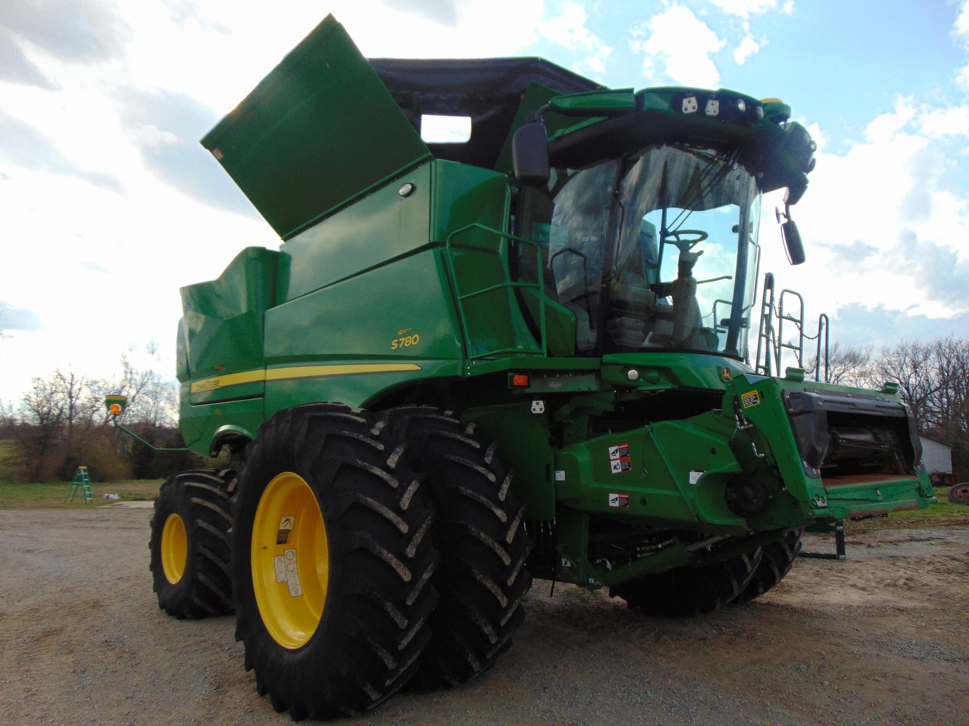 2024 John Deere S780 Image