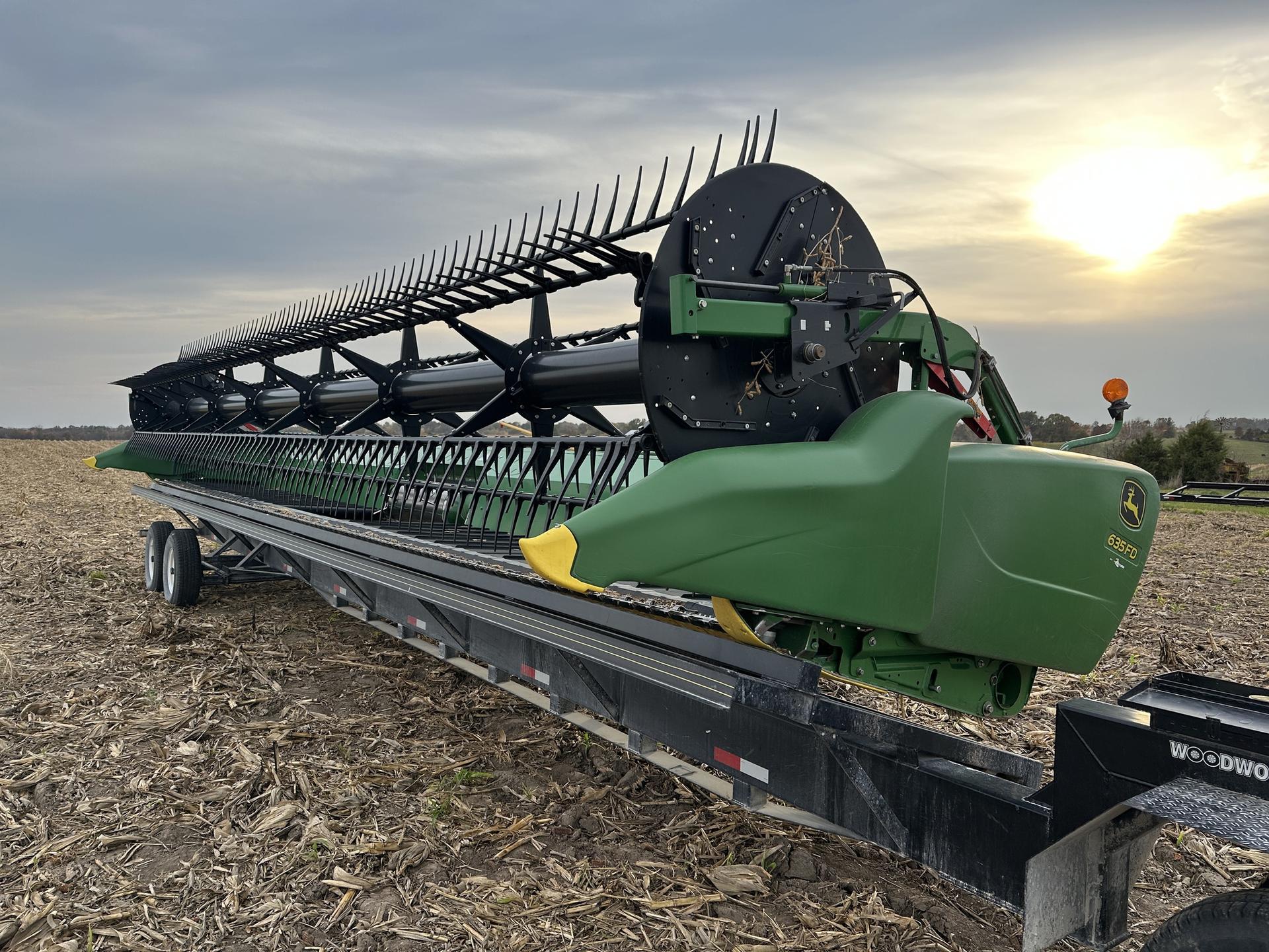2018 John Deere 635FD Image