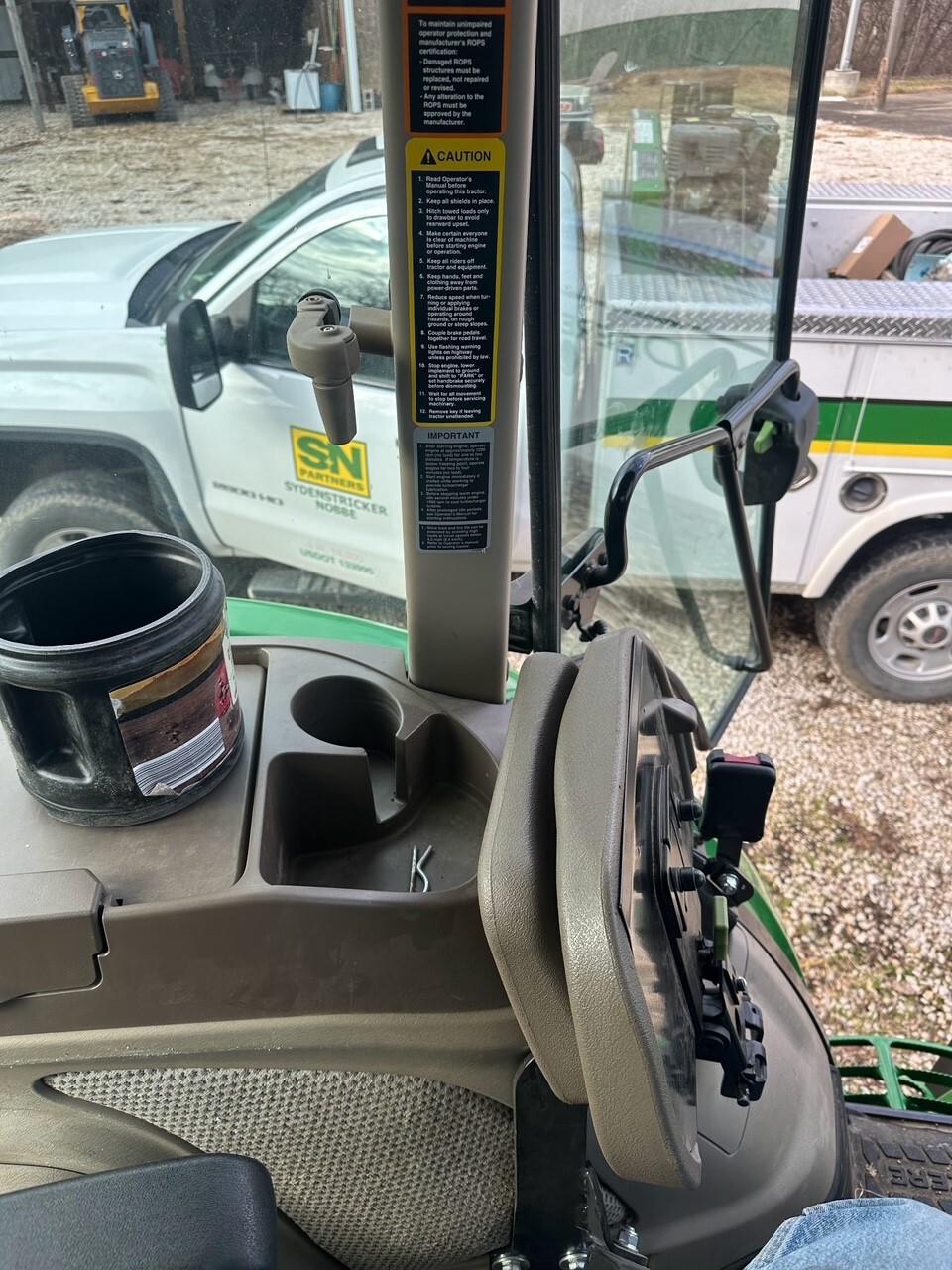 2019 John Deere 6120E Image