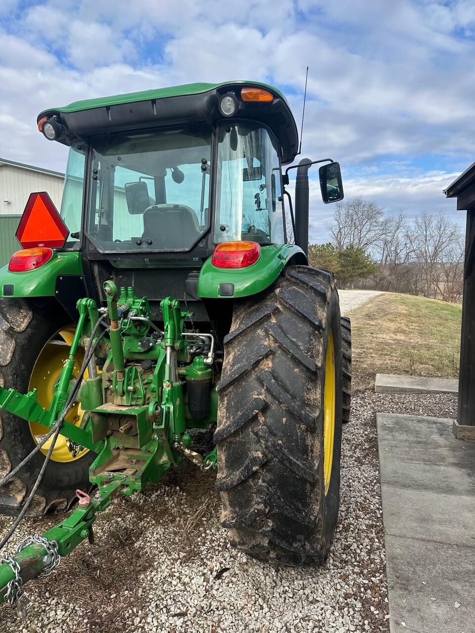 2019 John Deere 6120E Image