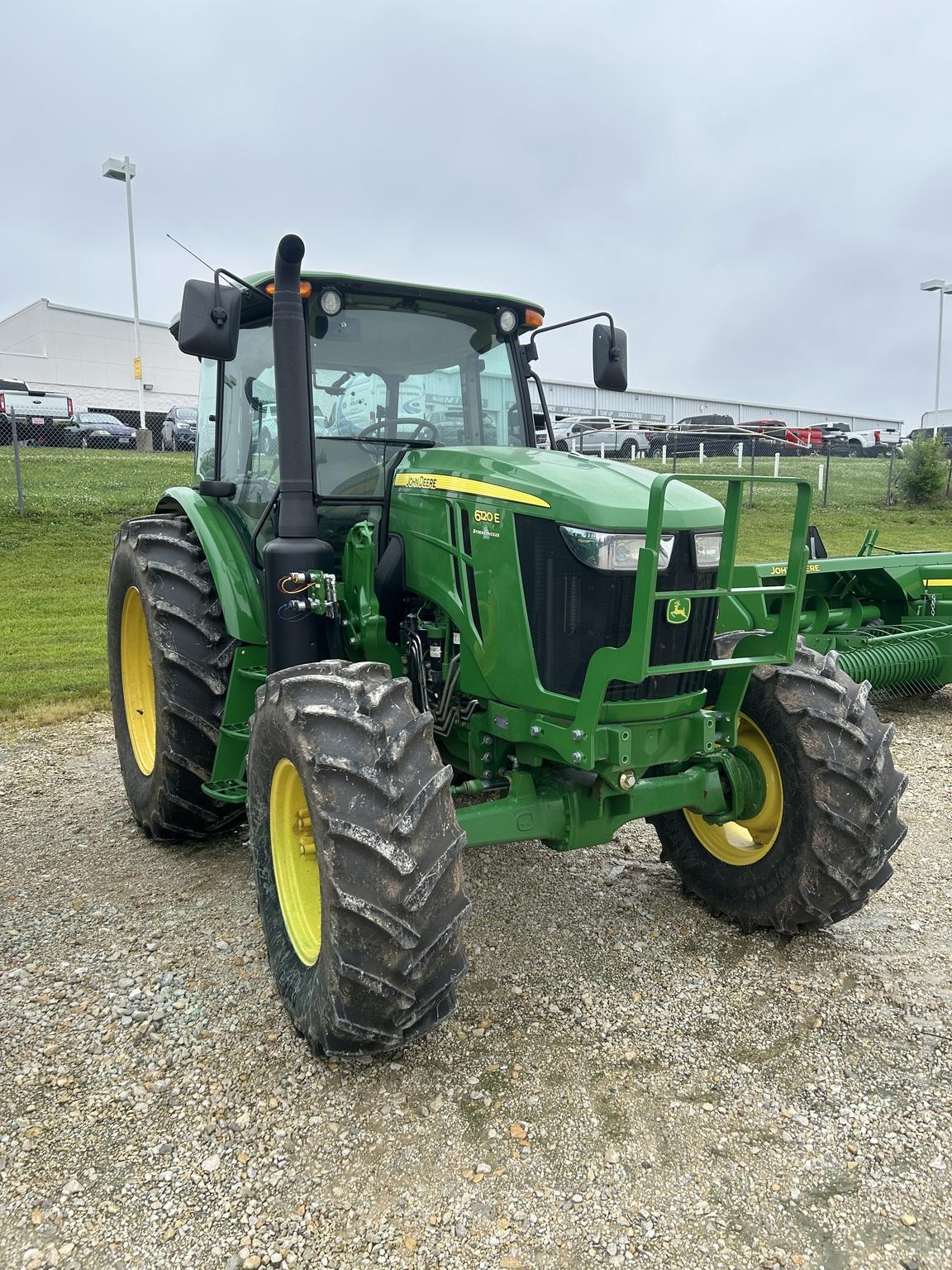 2019 John Deere 6120E Image