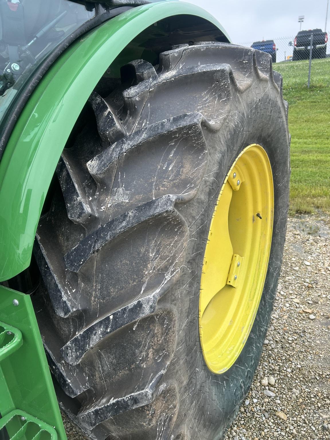 2019 John Deere 6120E Image