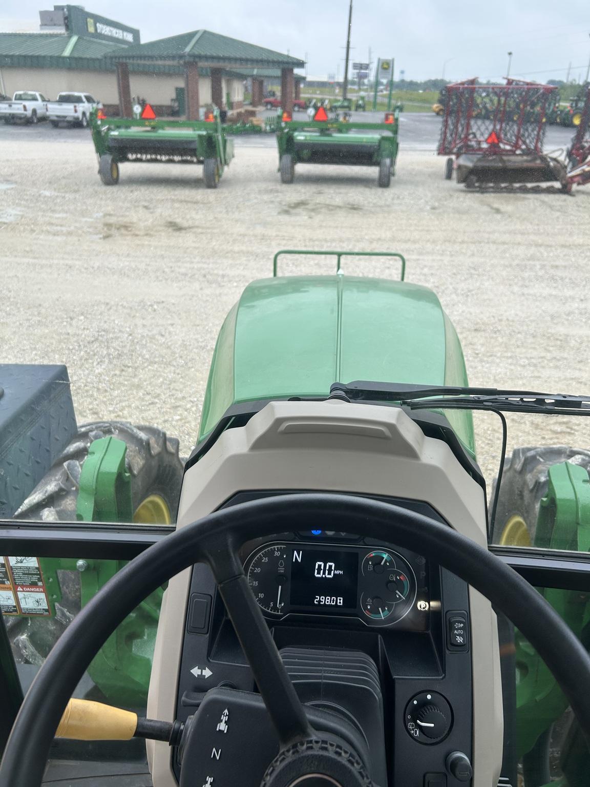 2019 John Deere 6120E Image