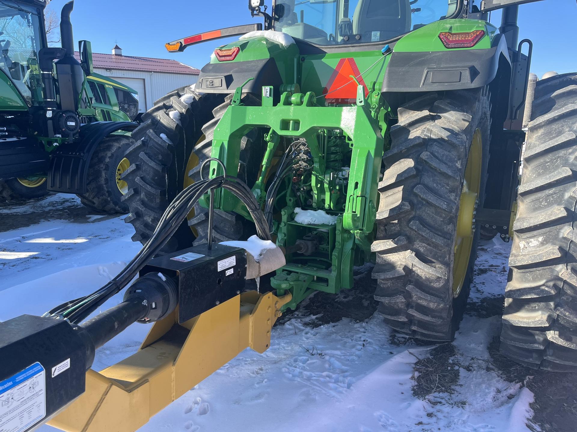 2024 John Deere 8R 340 Image