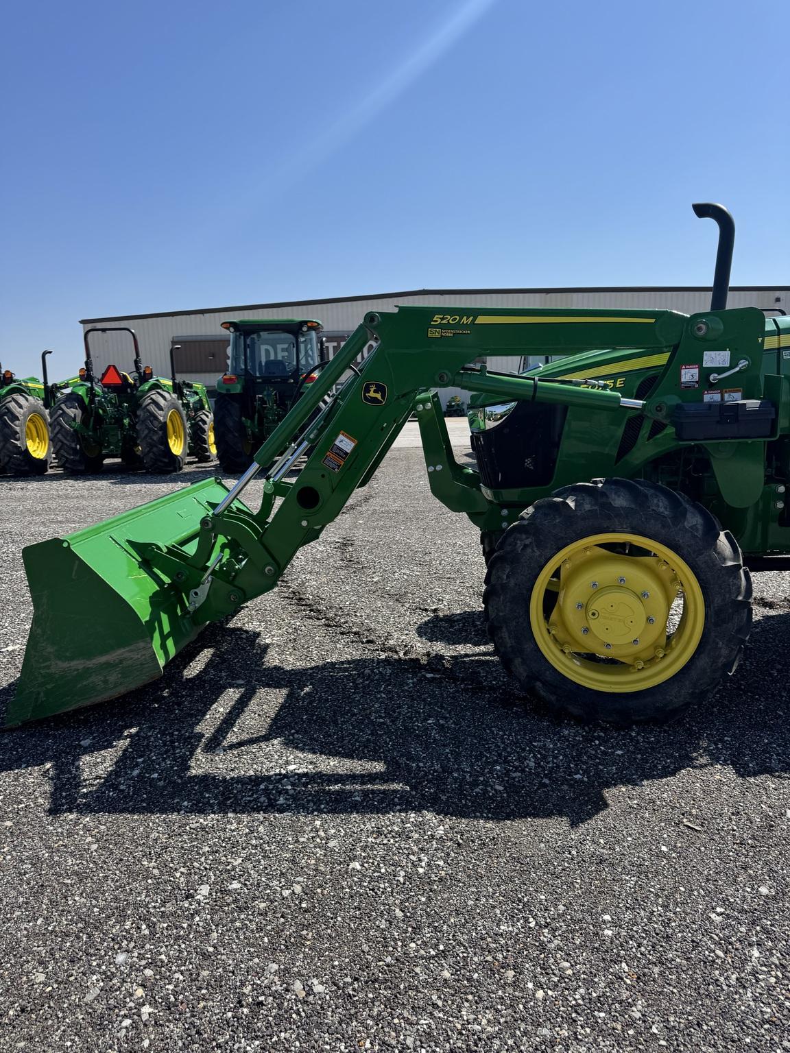 2021 John Deere 5075E Image
