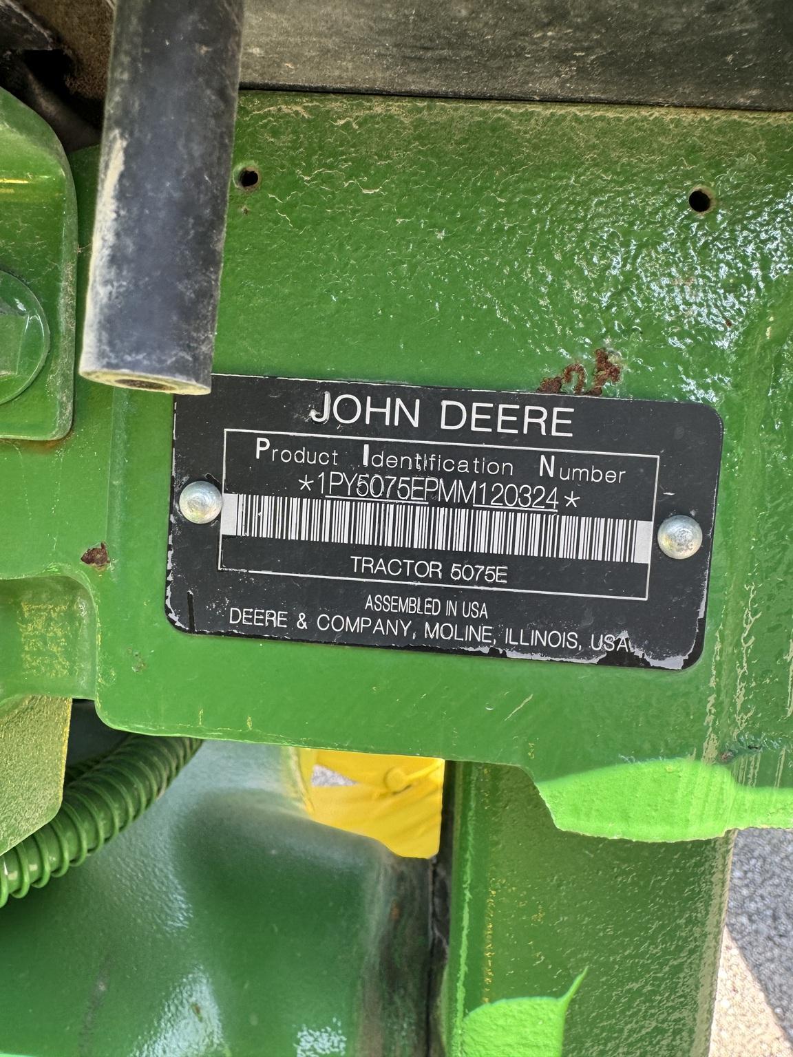 2021 John Deere 5075E Image