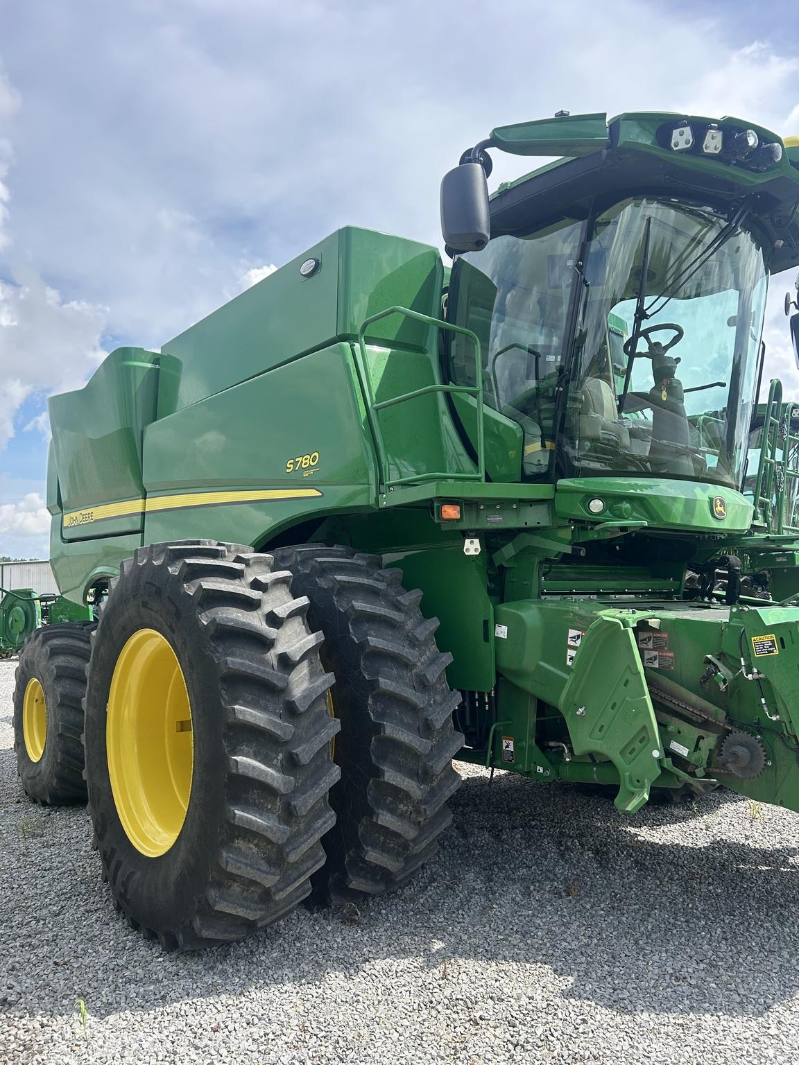 2024 John Deere S780 Image