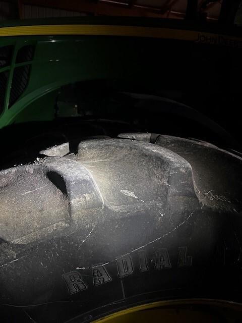 2011 John Deere 8360R Image