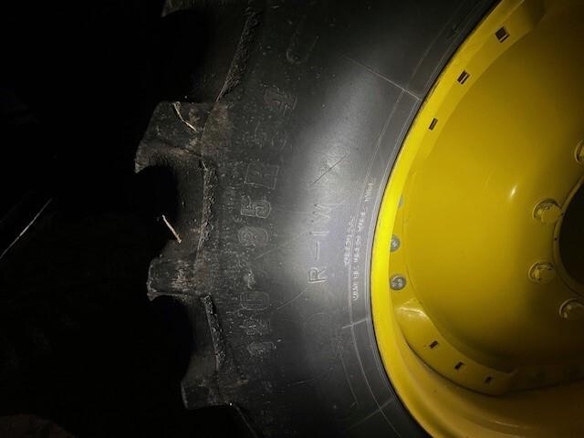 2011 John Deere 8360R Image