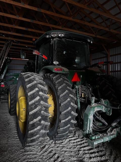 2011 John Deere 8360R Image
