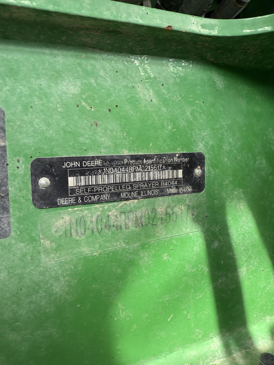 2021 John Deere R4044 Image