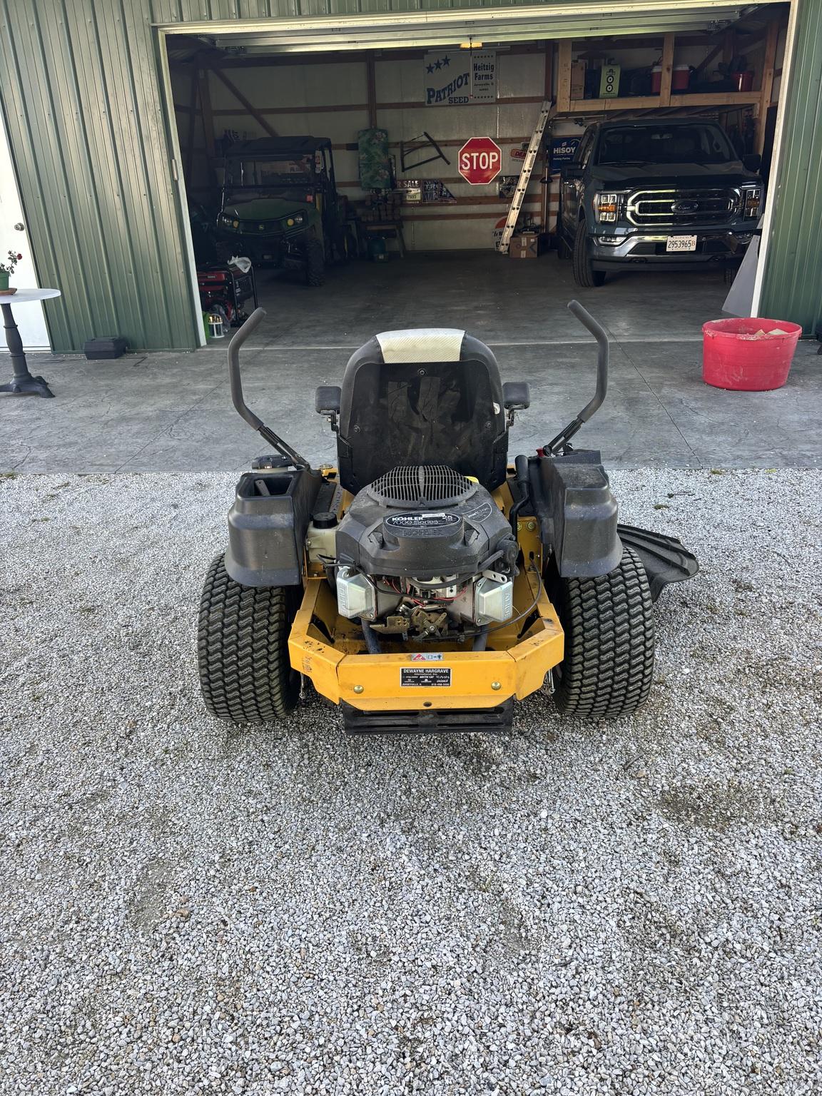 2015 Hustler Raptor FlipUp 25 Image