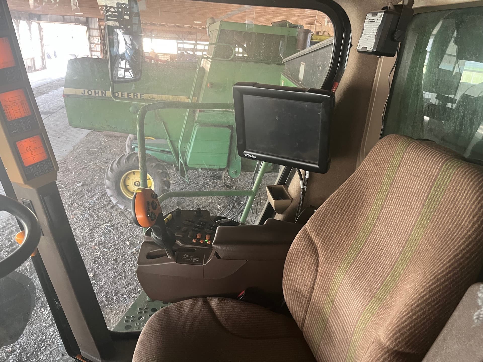2004 John Deere 9560 STS Image