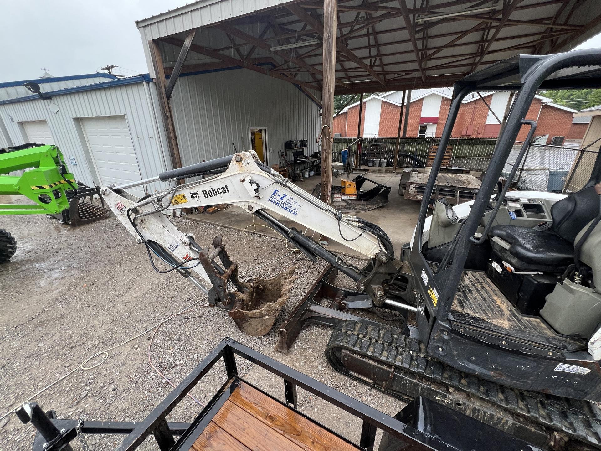 2019 Bobcat E32 Image