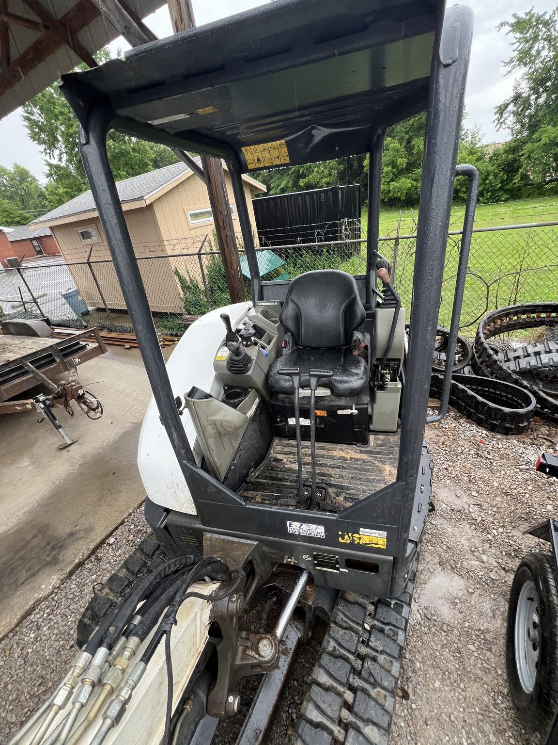 2019 Bobcat E32 Image